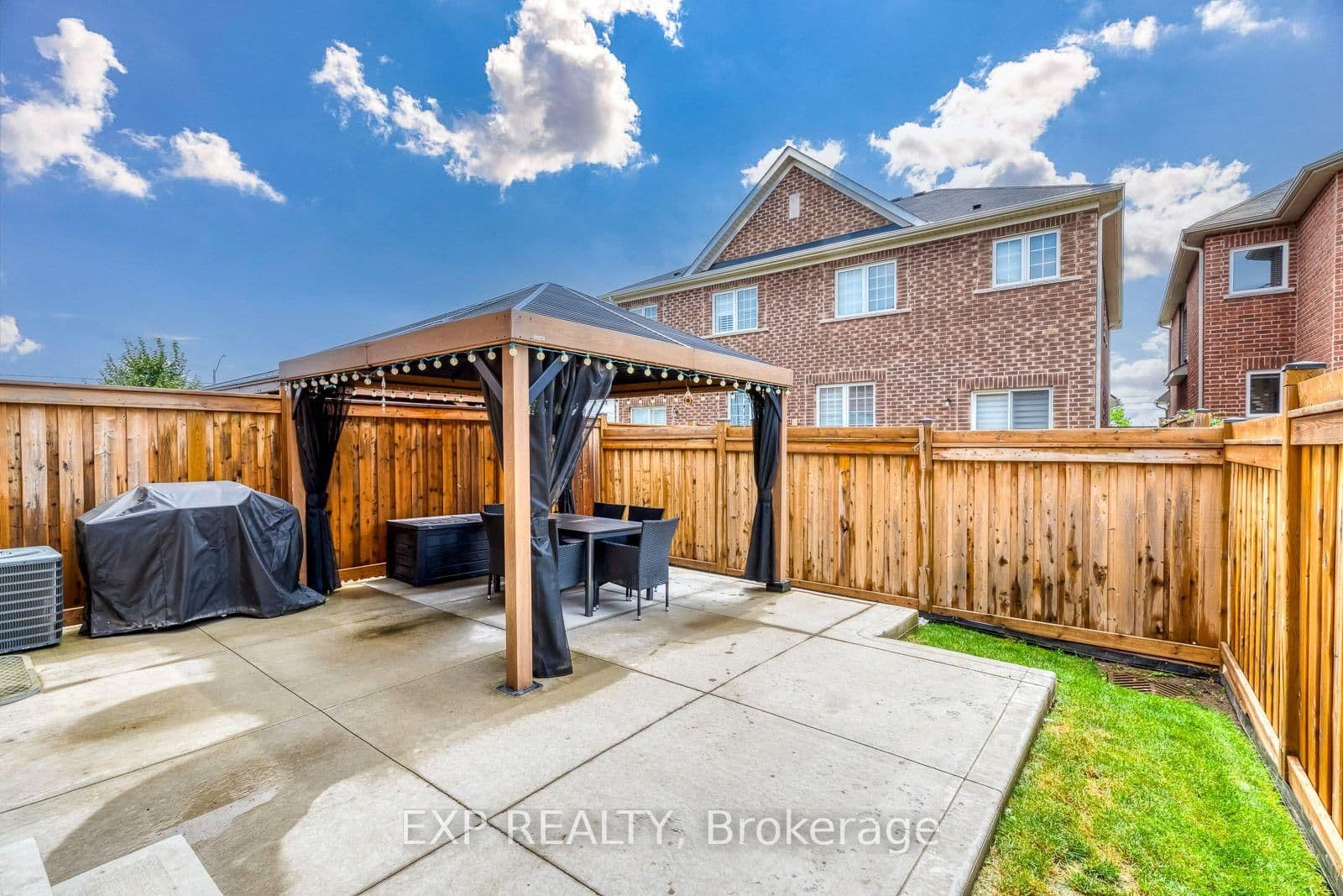 598 Bessborough Drive thumbnail 44