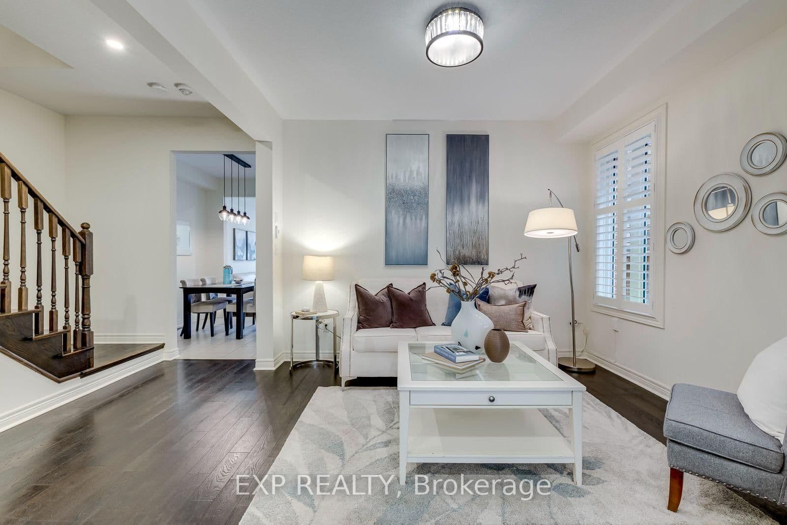 598 Bessborough Drive thumbnail 7