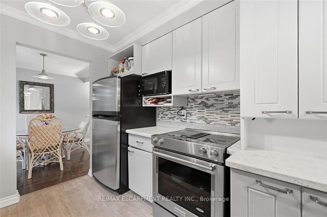 132 Hampton Heath Road thumbnail 14