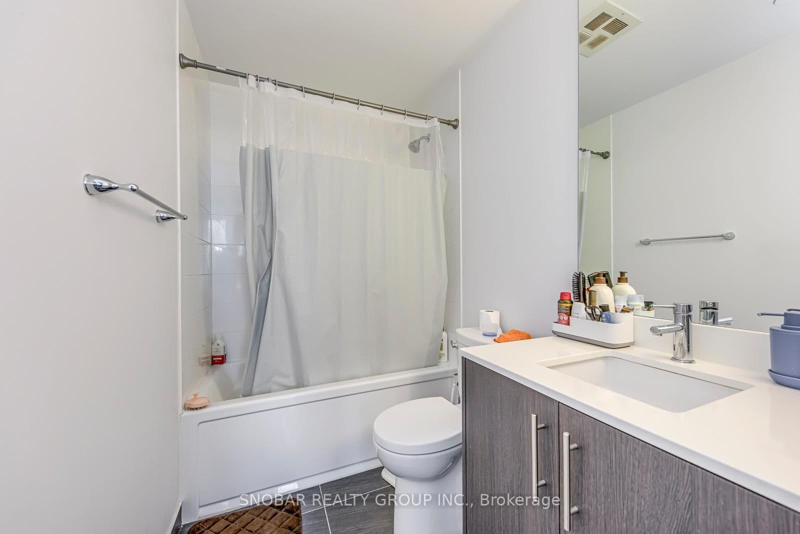 225 Veterans Drive, Unit 907 thumbnail 17
