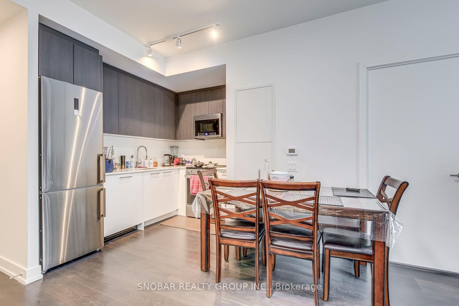 225 Veterans Drive, Unit 907 thumbnail 9