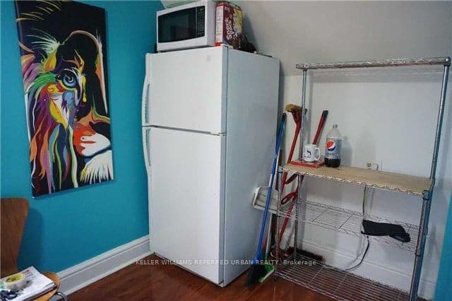 591 Jane Street, Unit Upper thumbnail 3