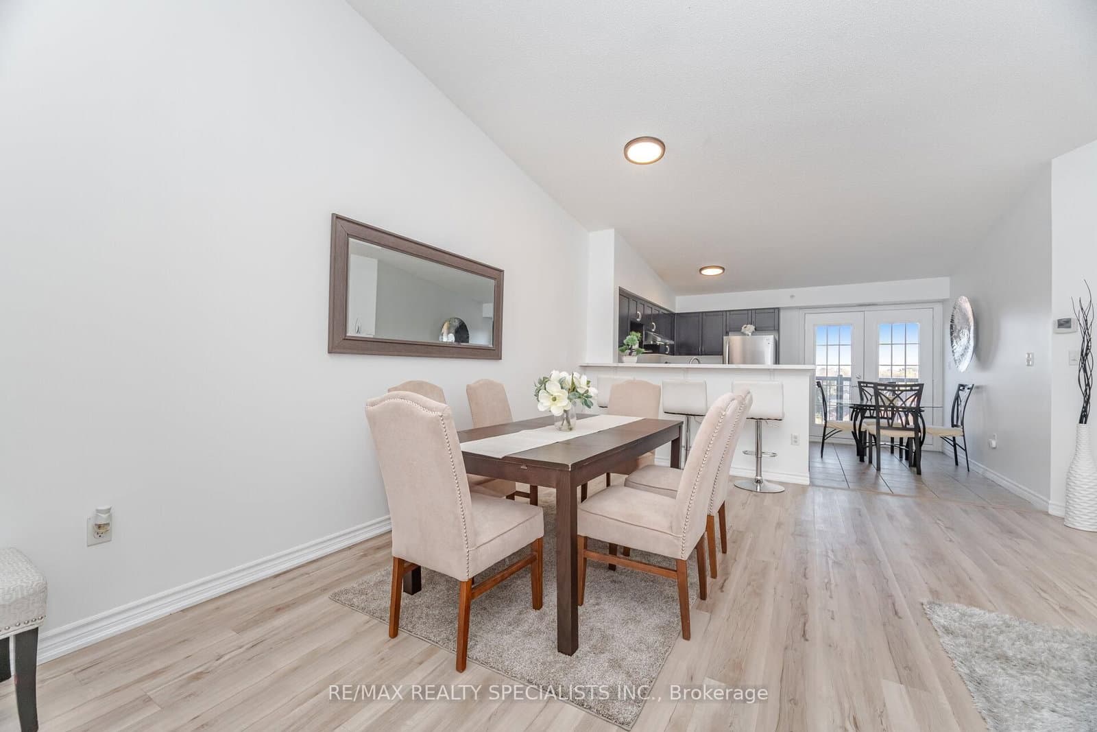 1350 Main Street E, Unit 412 thumbnail 10