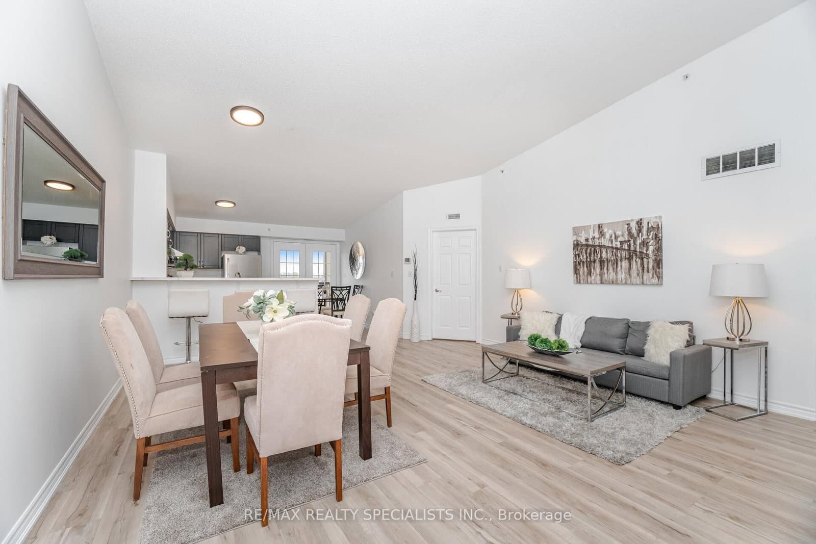 1350 Main Street E, Unit 412 thumbnail 11