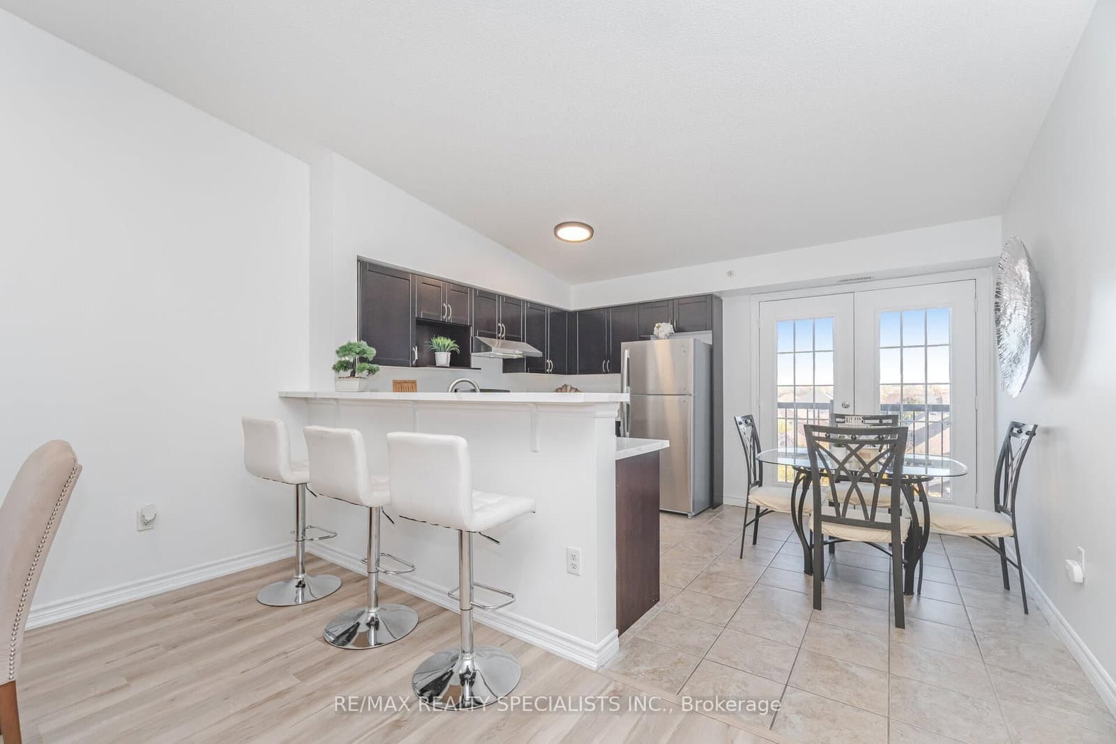 1350 Main Street E, Unit 412 thumbnail 14