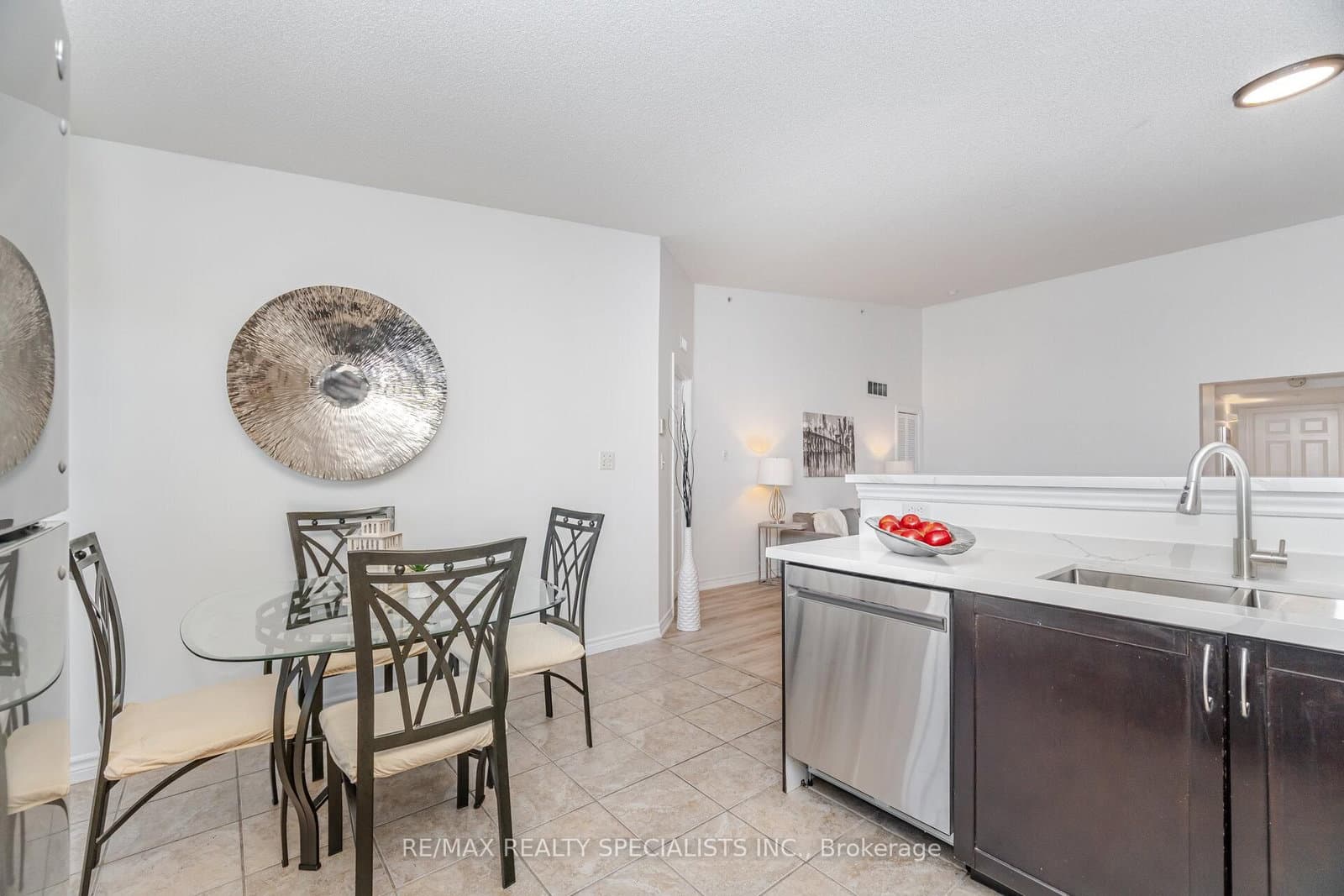 1350 Main Street E, Unit 412 thumbnail 17
