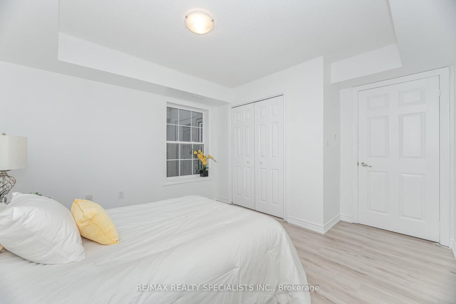 1350 Main Street E, Unit 412 thumbnail 29