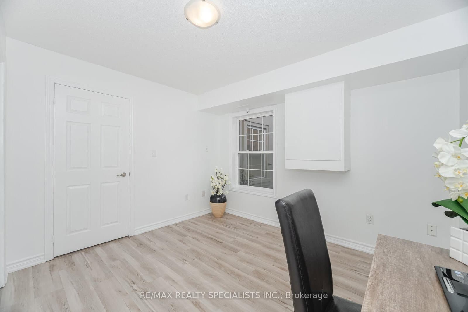 1350 Main Street E, Unit 412 thumbnail 31