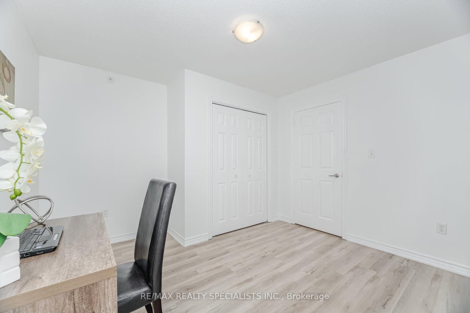 1350 Main Street E, Unit 412 thumbnail 32