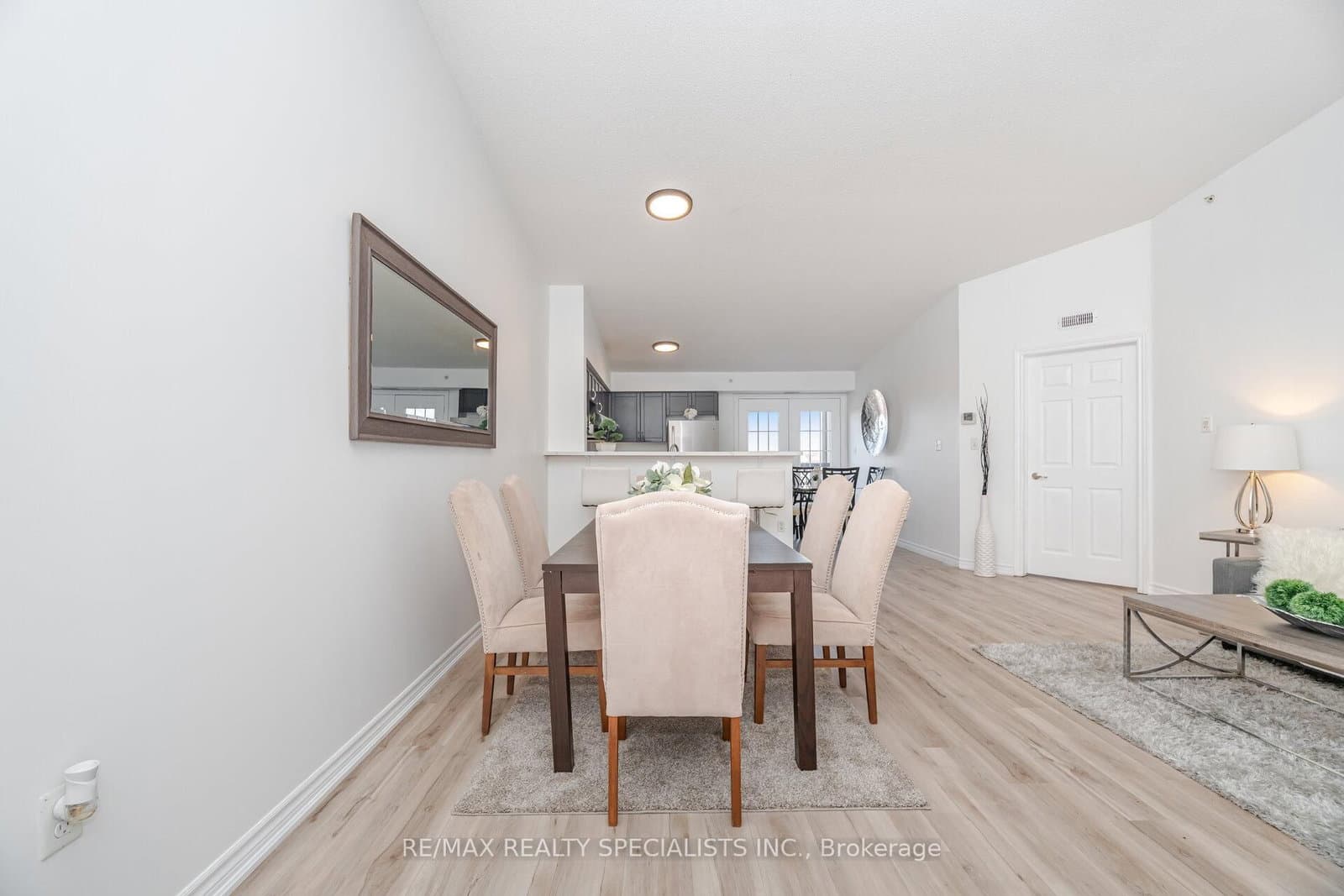 1350 Main Street E, Unit 412 thumbnail 9
