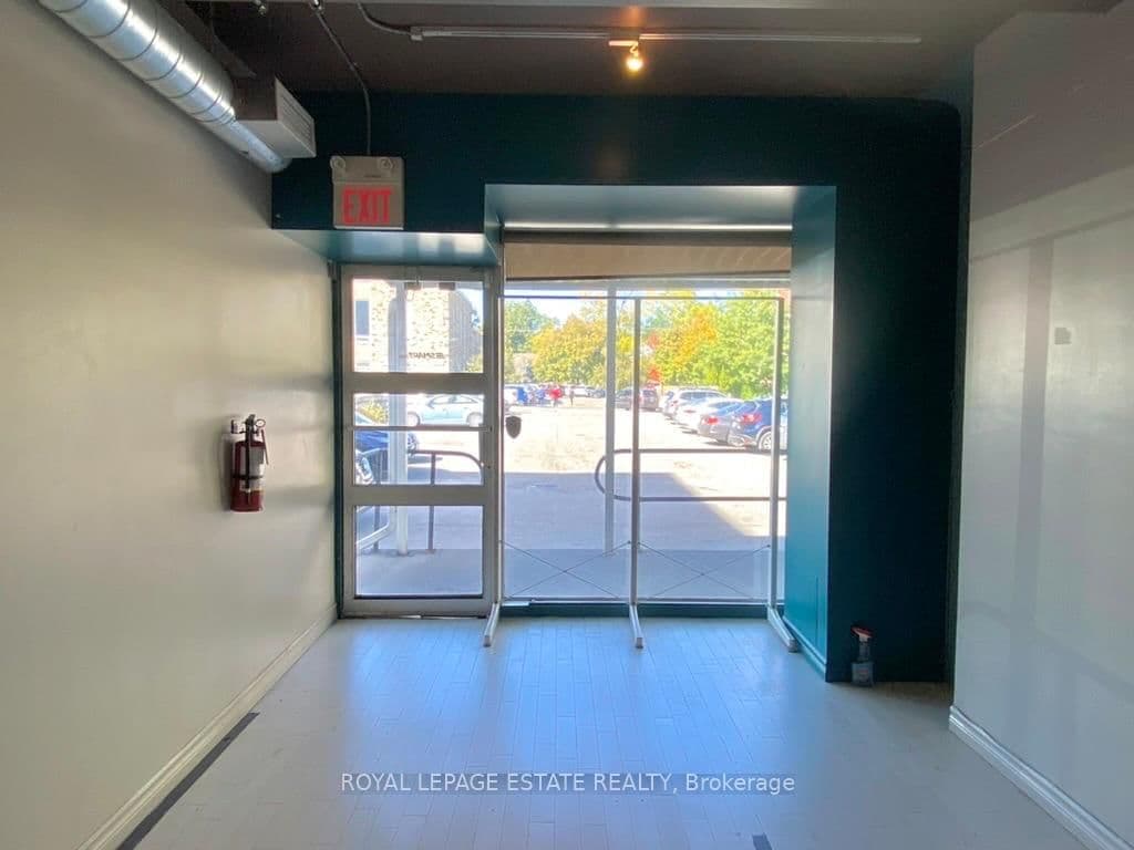 4894-4896 Dundas Street W, Unit 2-3 thumbnail 6