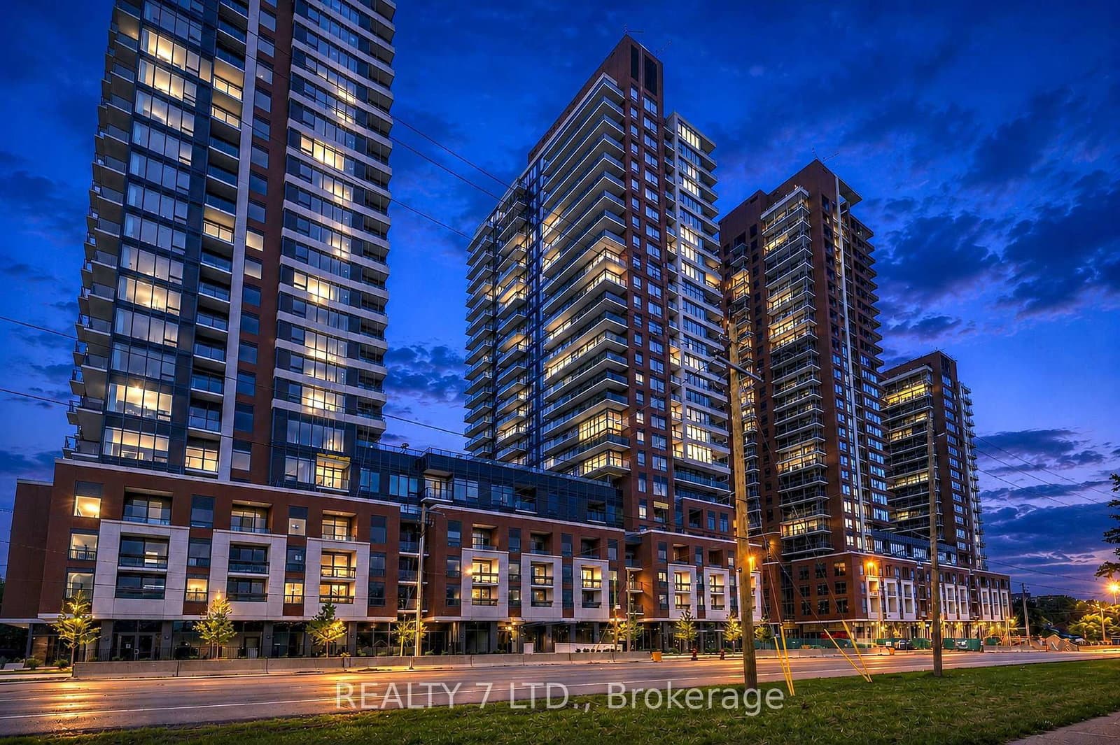 #708 - 4010 Eglinton Avenue W