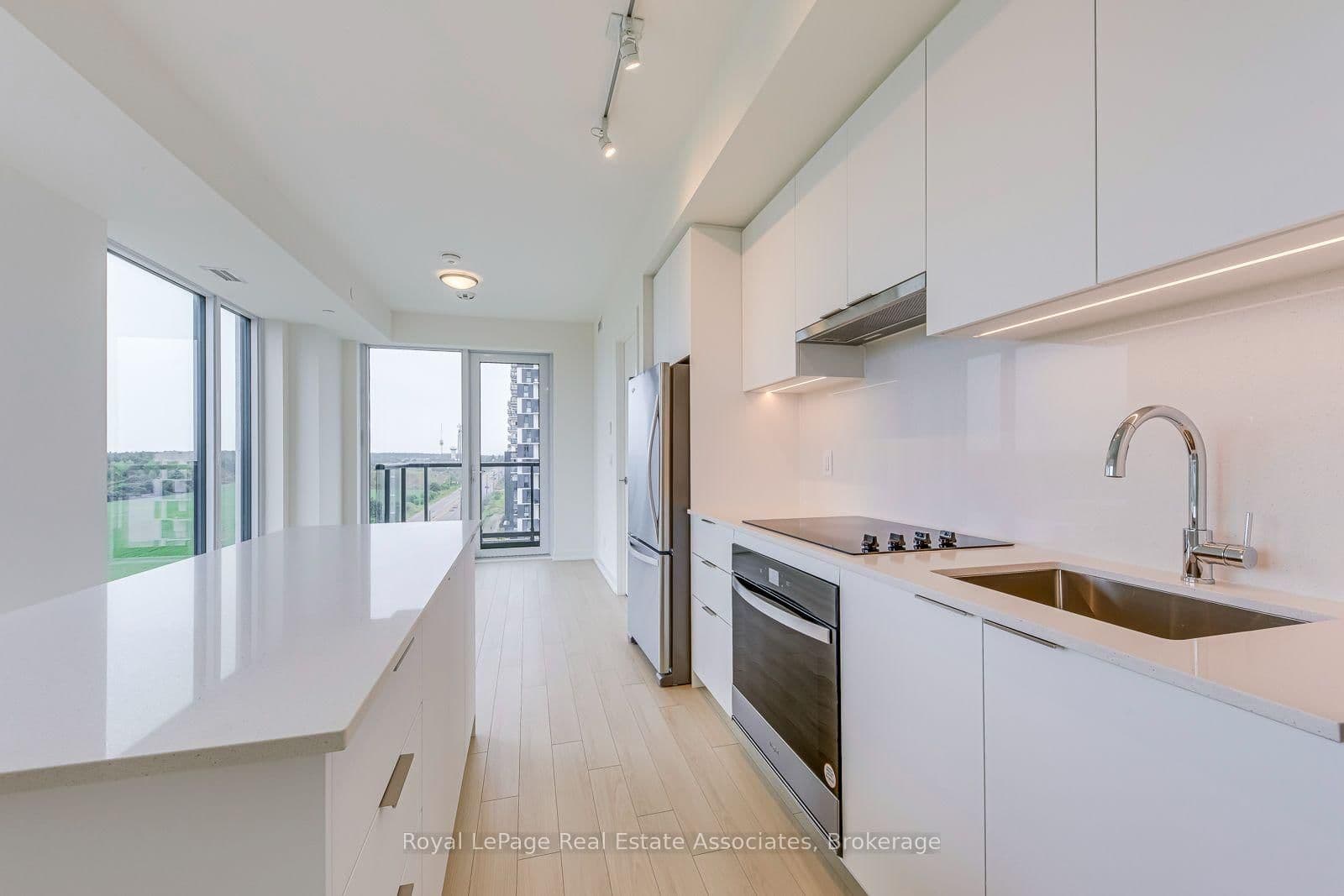 3079 Trafalgar Road, Unit 903 thumbnail 12