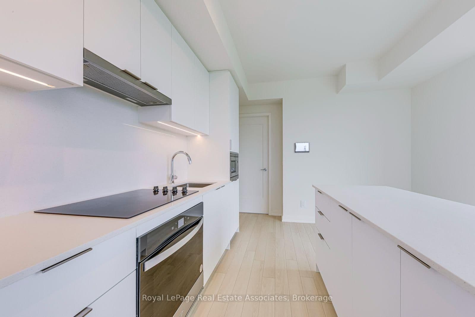 3079 Trafalgar Road, Unit 903 thumbnail 16