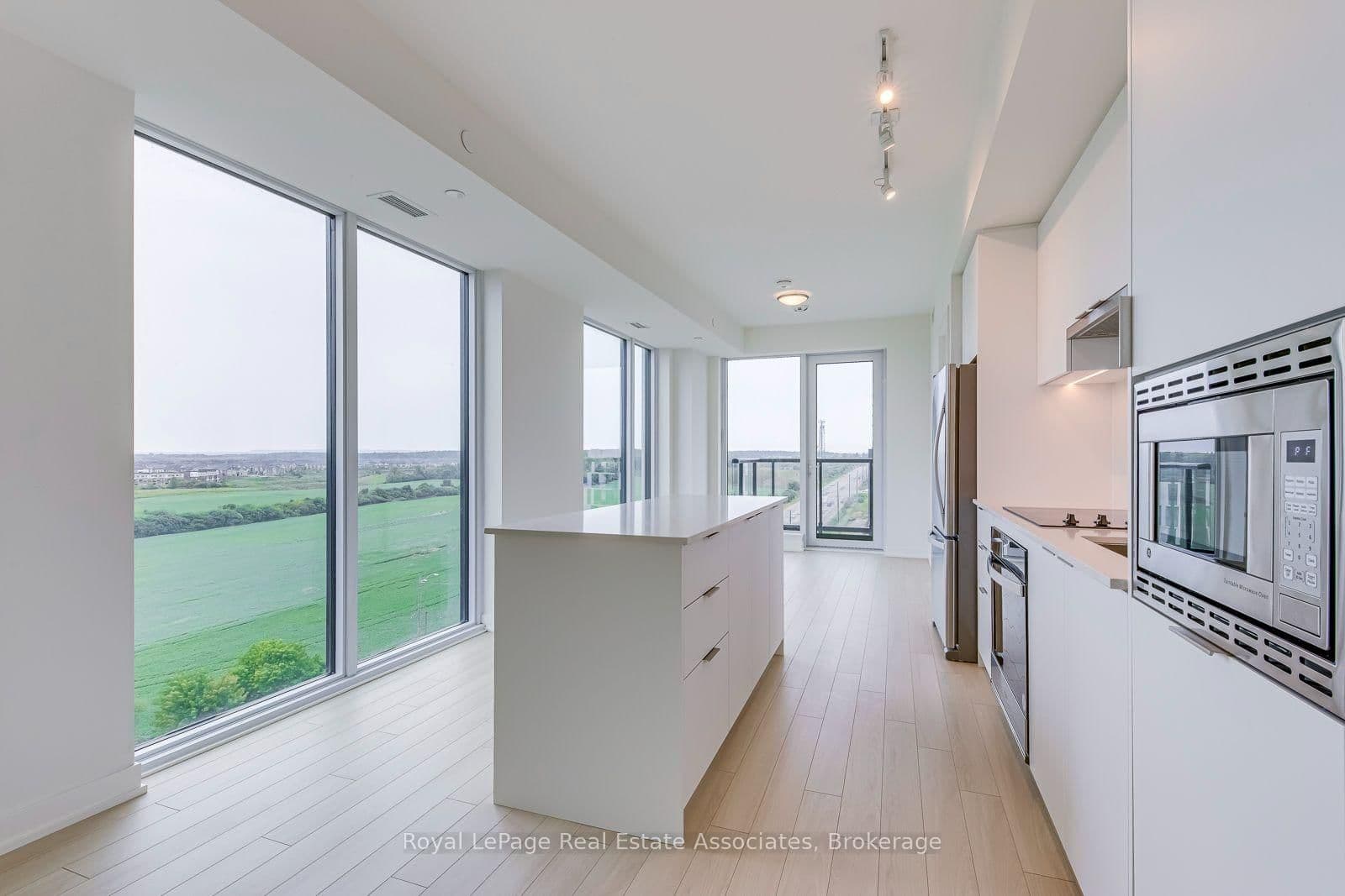 3079 Trafalgar Road, Unit 903 thumbnail 9