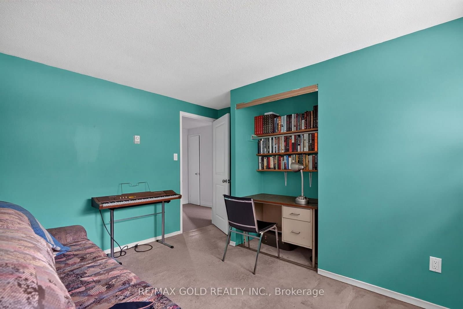 13 Gold Pine Court thumbnail 23