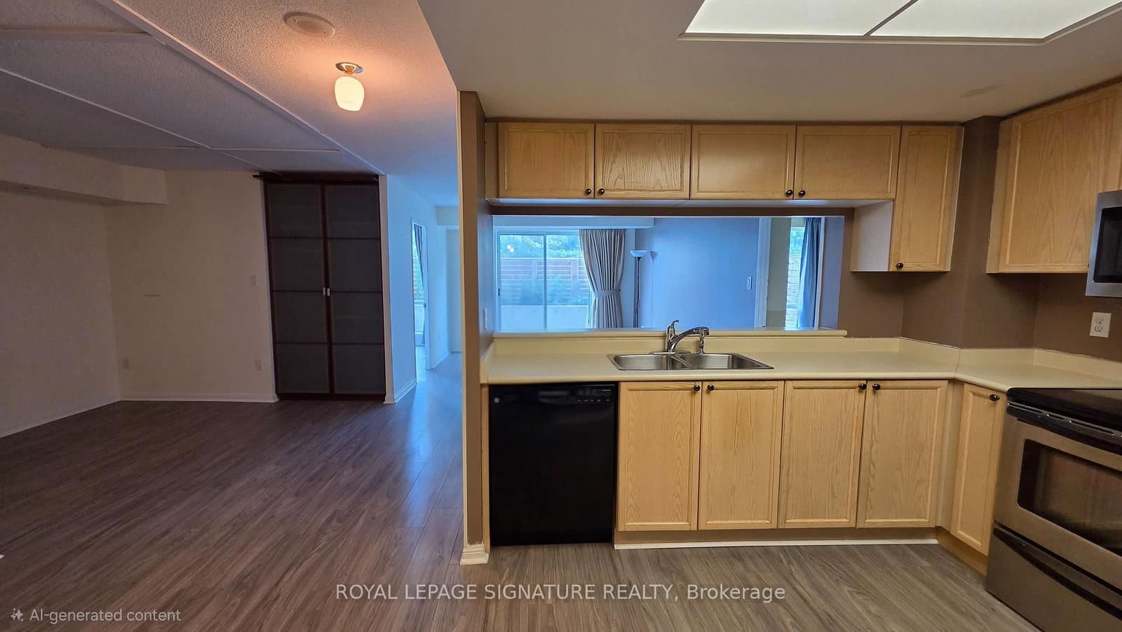 101 Subway Crescent, Unit 102 thumbnail 14