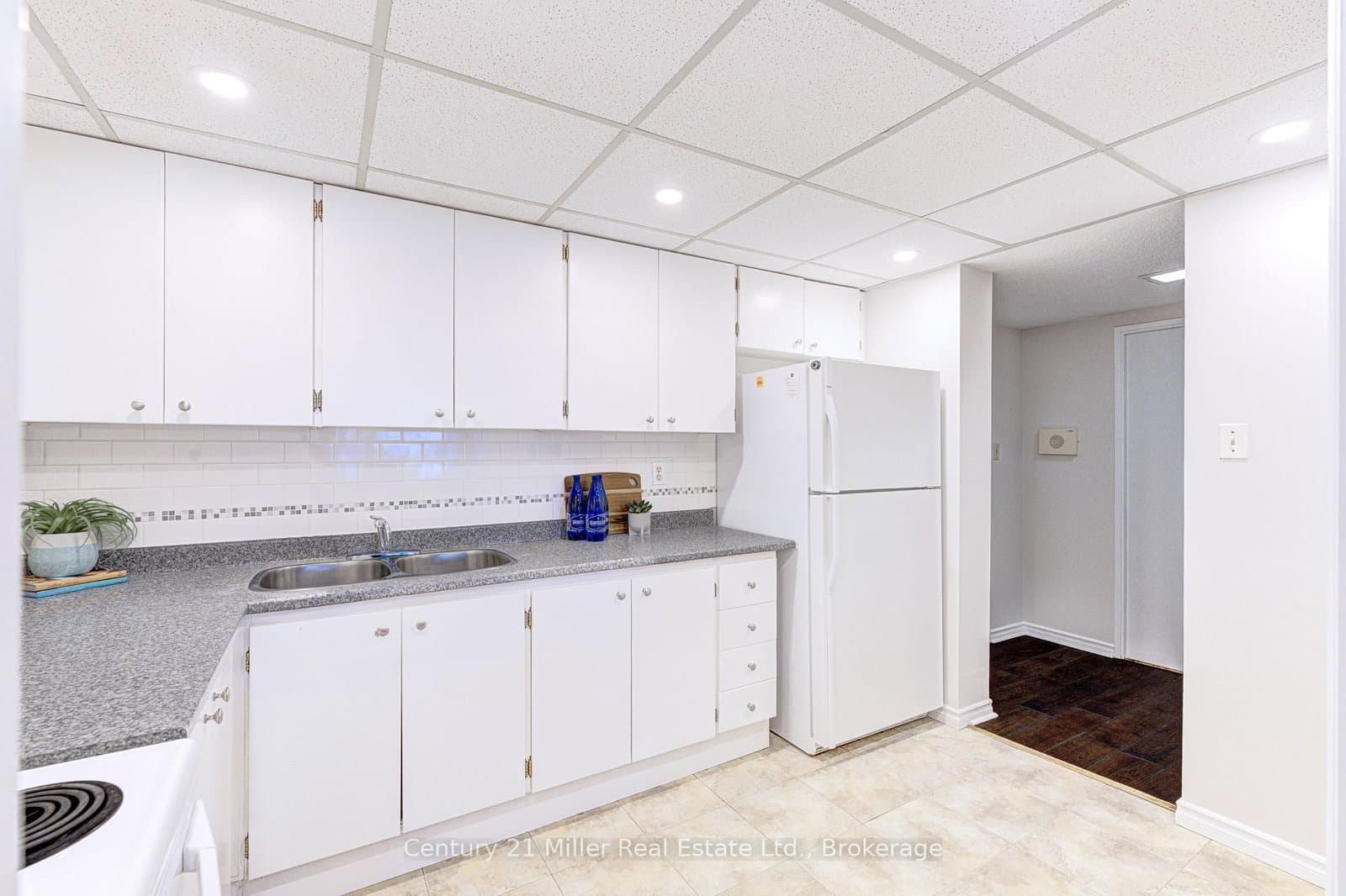 20 Speers Road, Unit 304 thumbnail 17