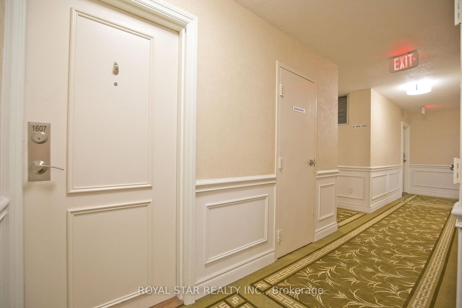 1535 Lakeshore Road E, Unit 1607 thumbnail 4