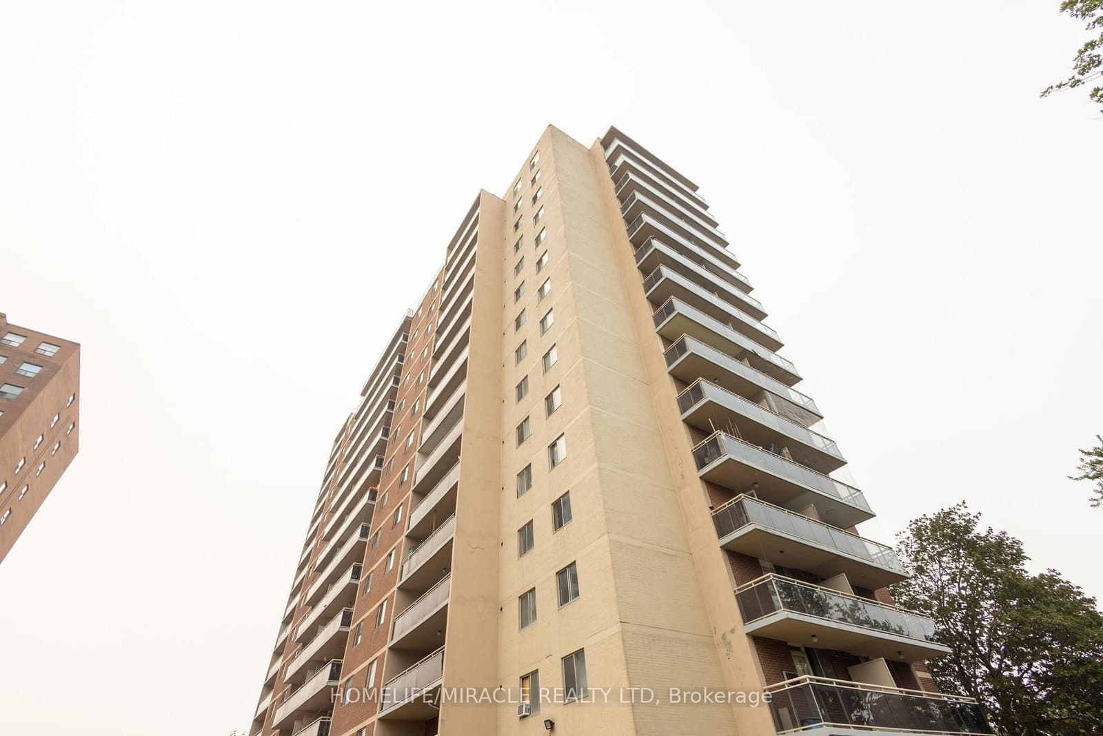 49 Silverstone Drive, Unit 1007 thumbnail 5