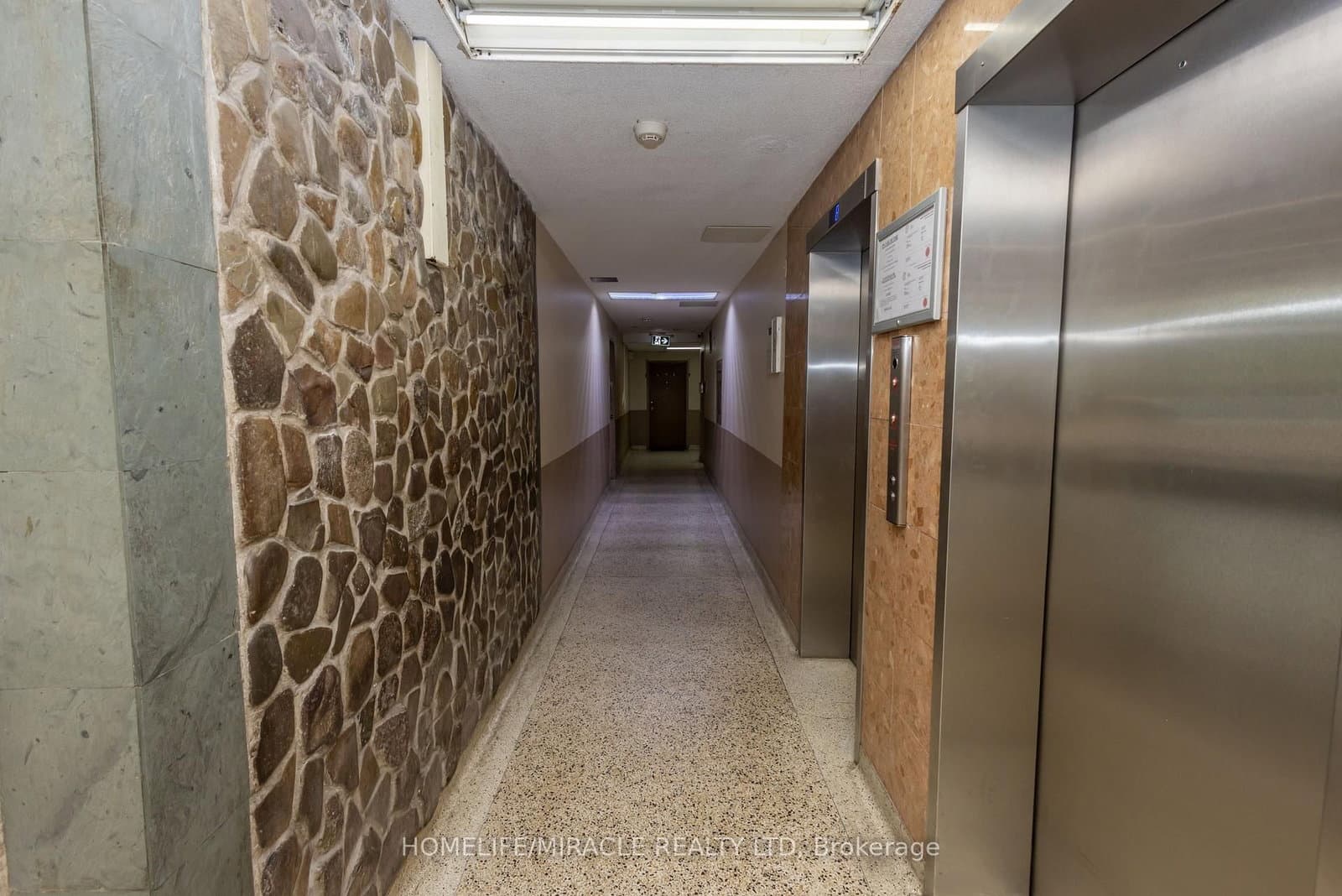 49 Silverstone Drive, Unit 1007 thumbnail 9