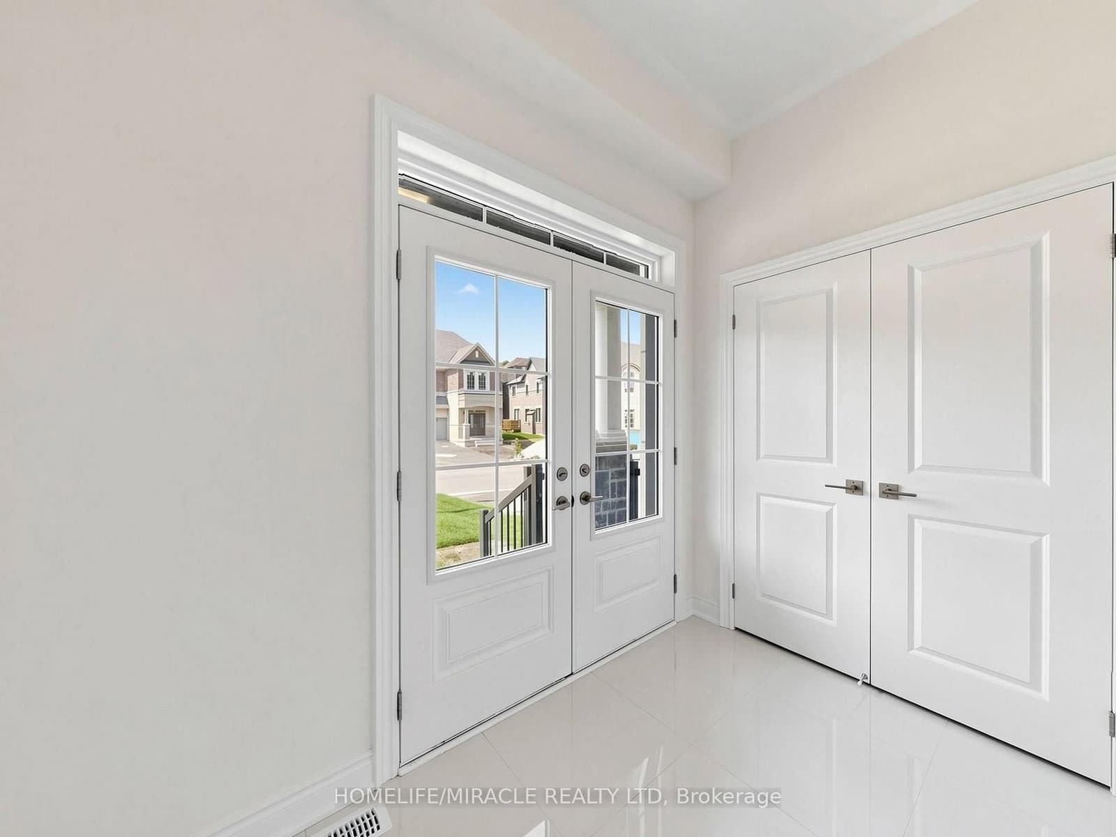8 Ralston Court thumbnail 3