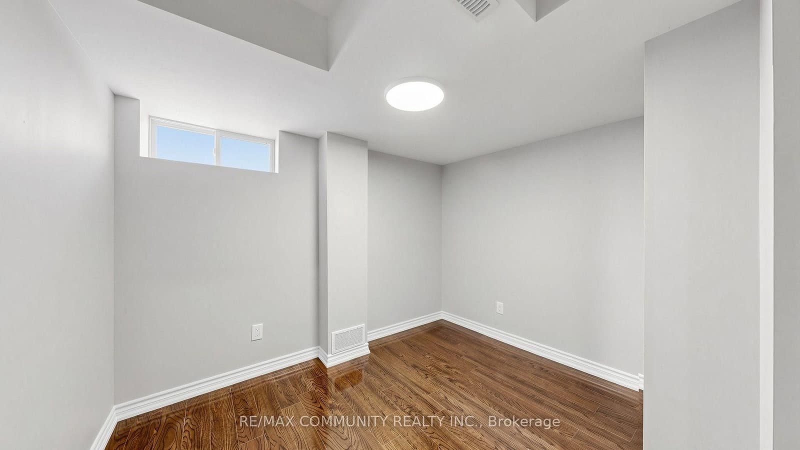 5 Mugford Crescent N, Unit Basement thumbnail 18