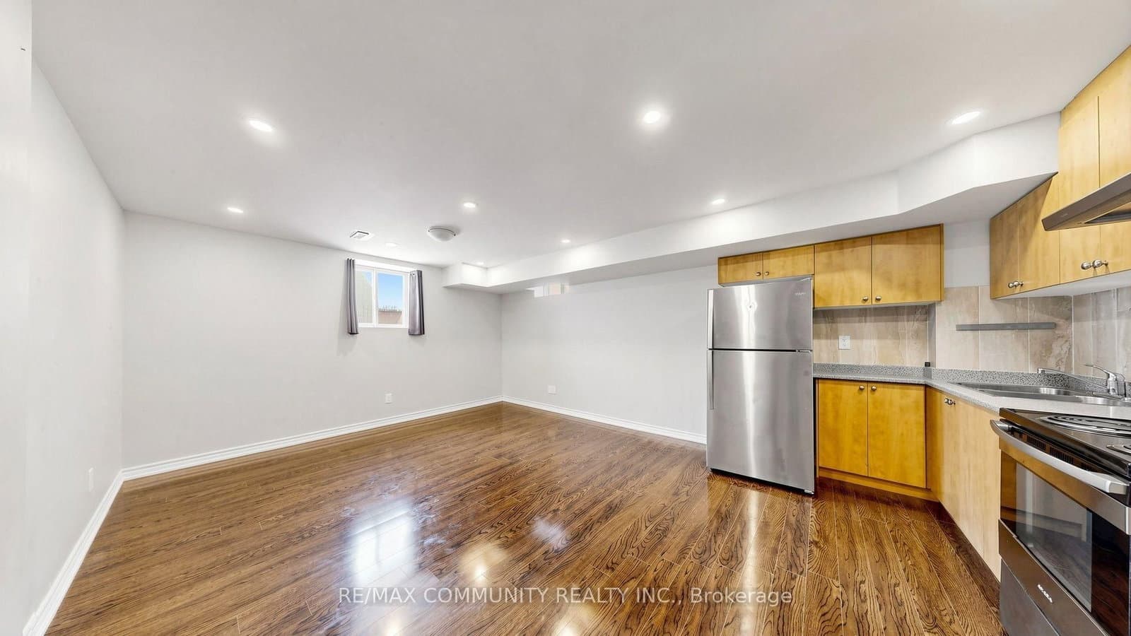 5 Mugford Crescent N, Unit Basement thumbnail 6