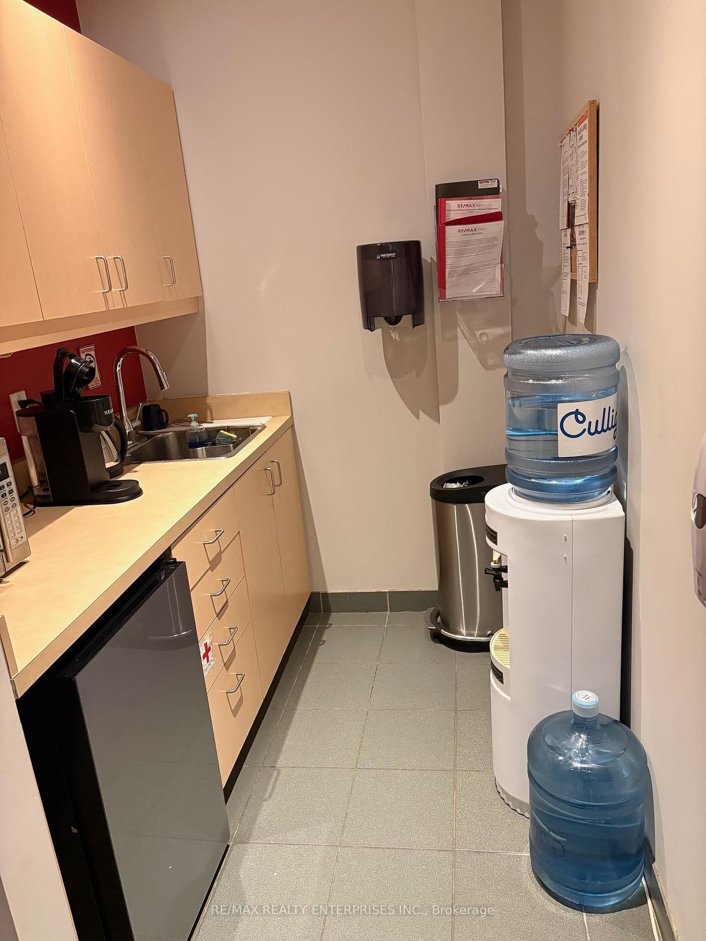 125 Lakeshore Road E, Unit C-01 thumbnail 9