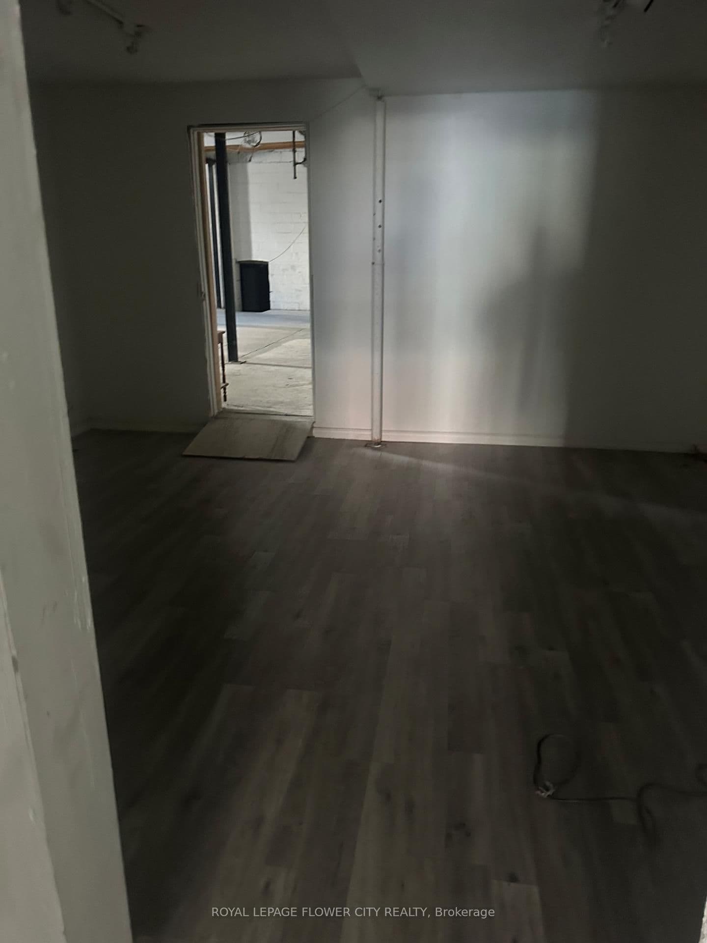 1188 Weston Road thumbnail 3