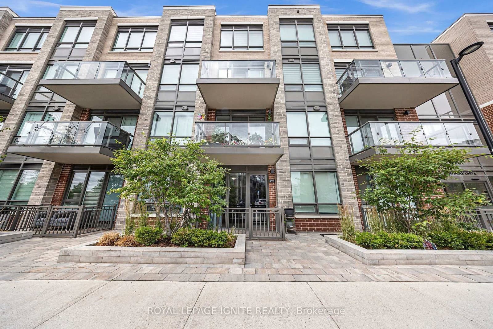#152 - 65 Attmar Drive