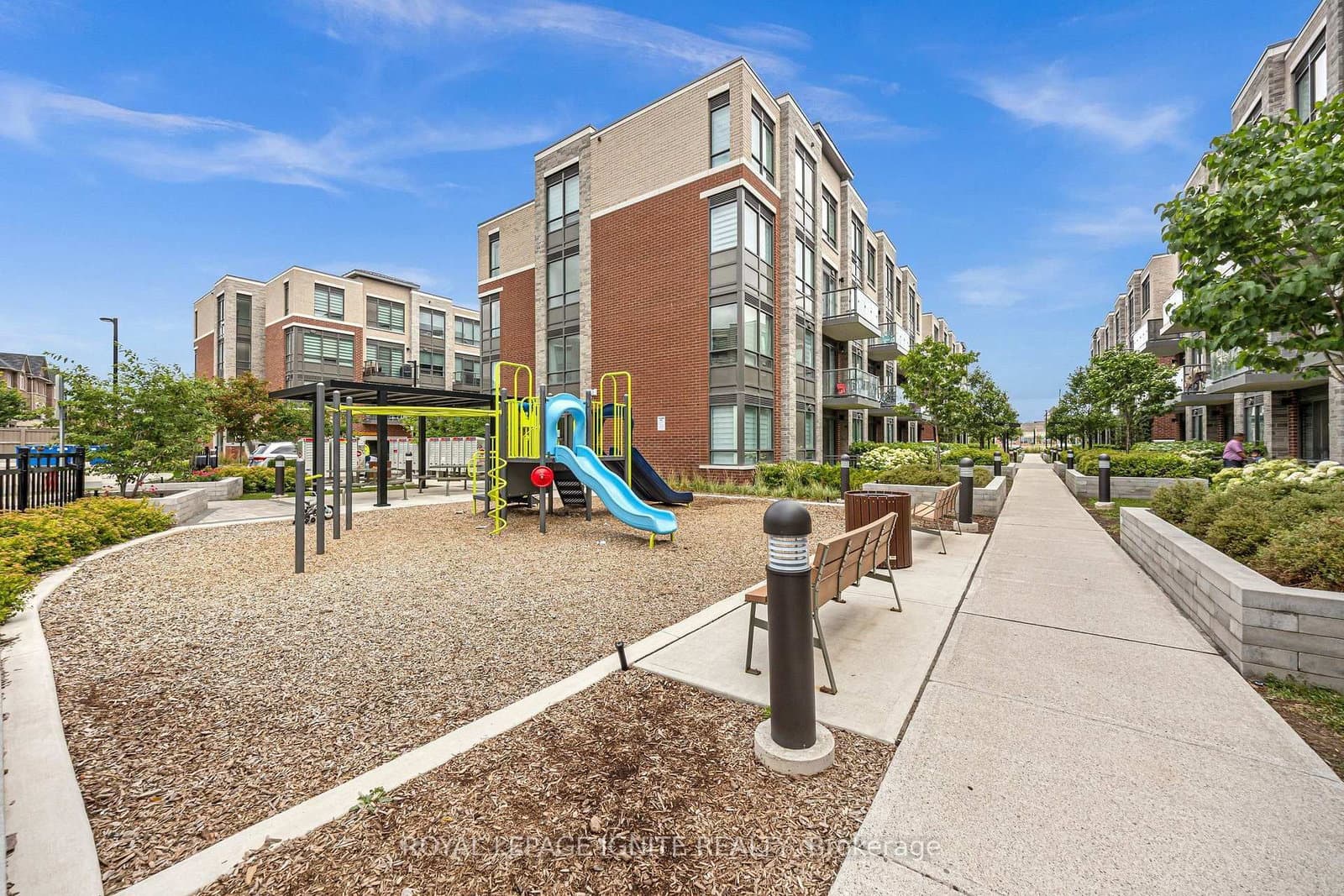 65 Attmar Drive, Unit 152 thumbnail 22