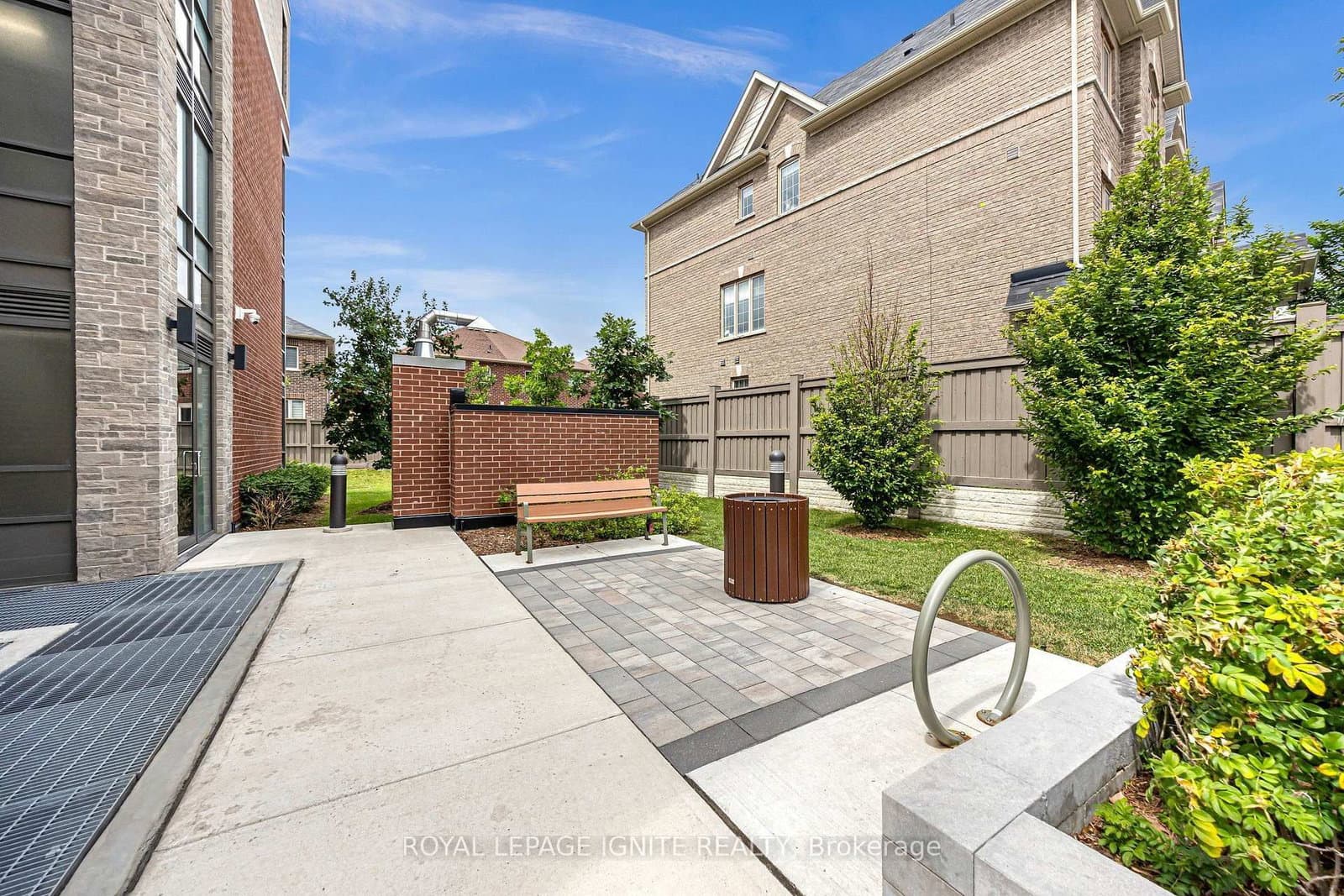 65 Attmar Drive, Unit 152 thumbnail 23