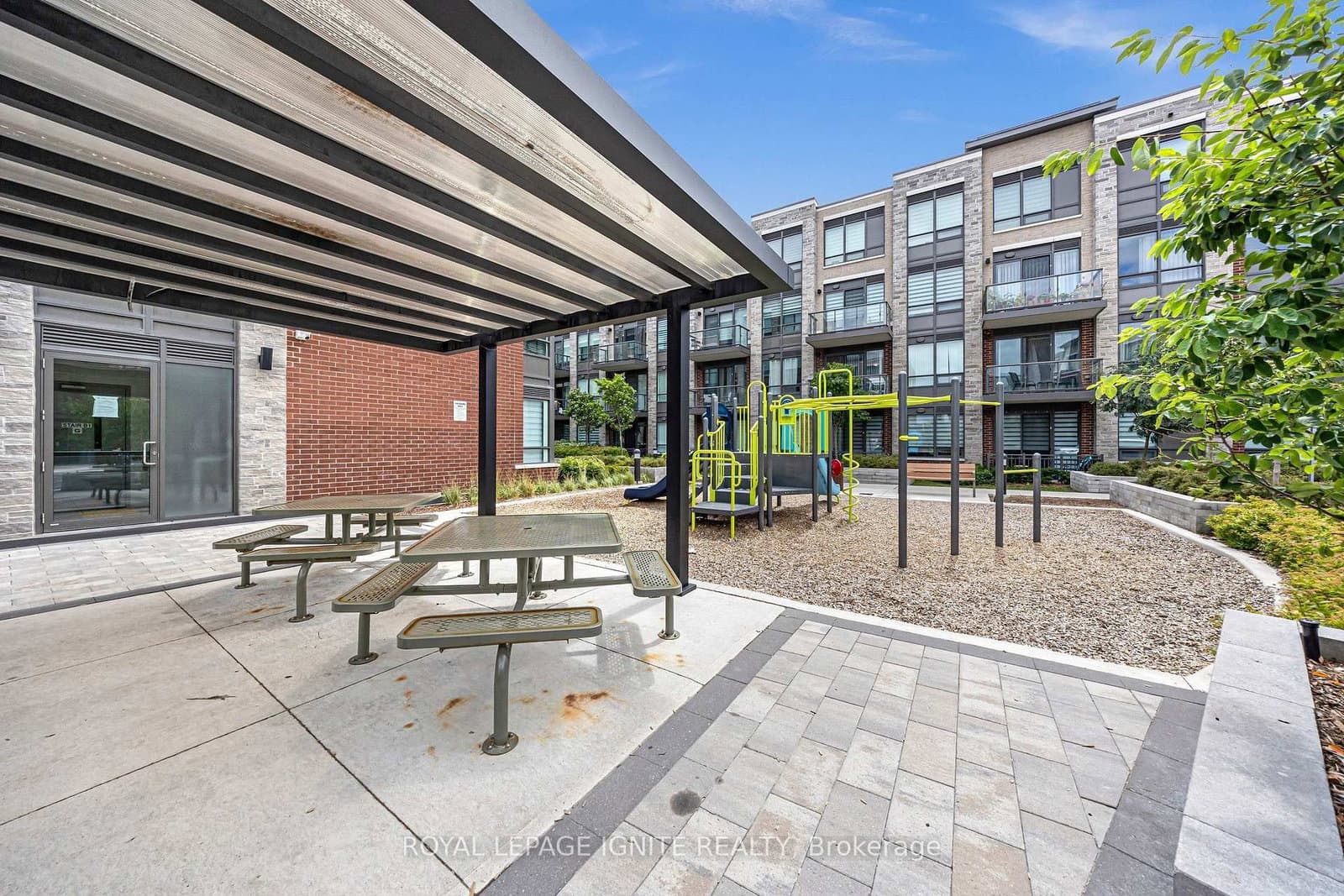 65 Attmar Drive, Unit 152 thumbnail 24