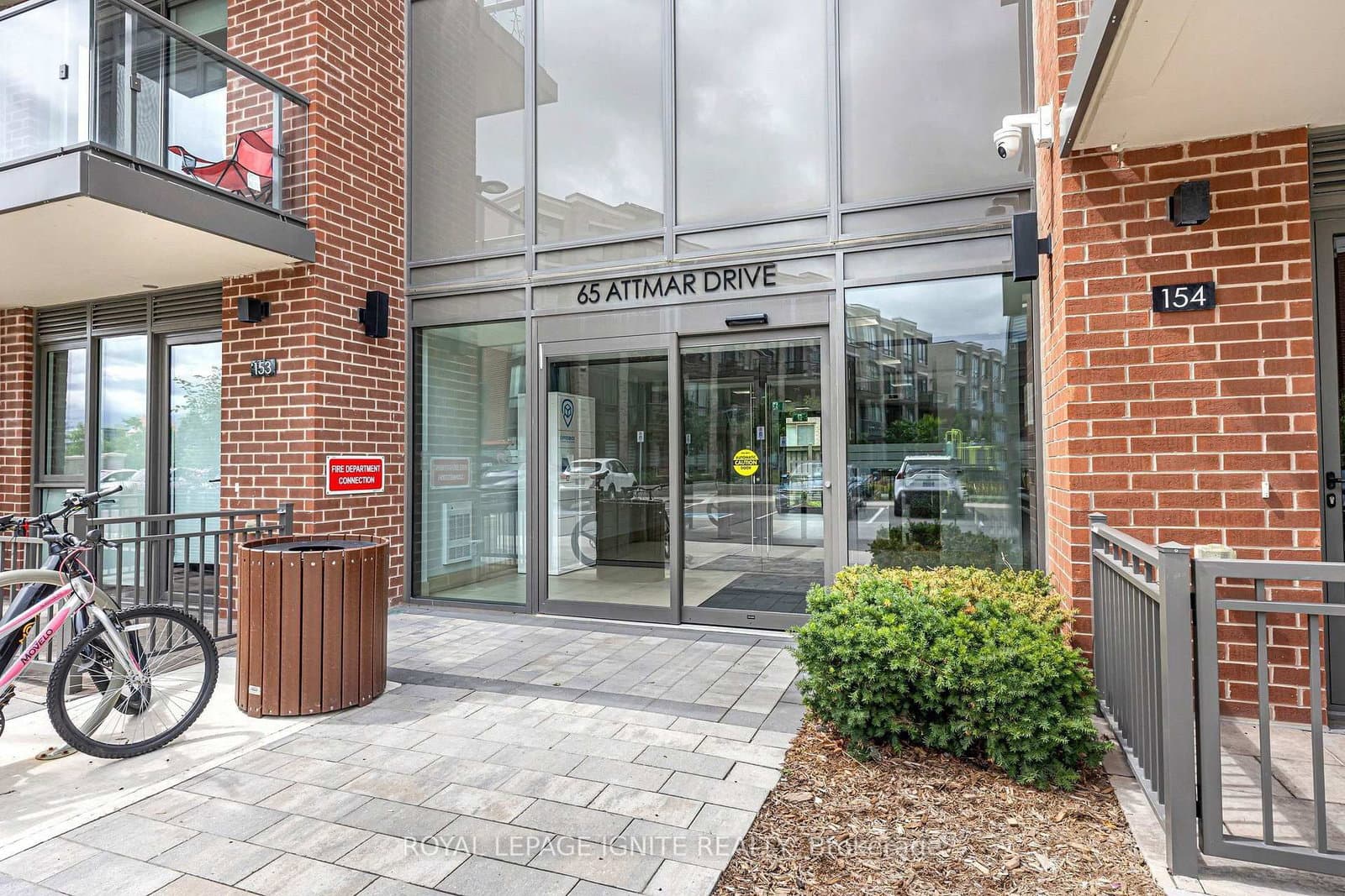 65 Attmar Drive, Unit 152 thumbnail 27