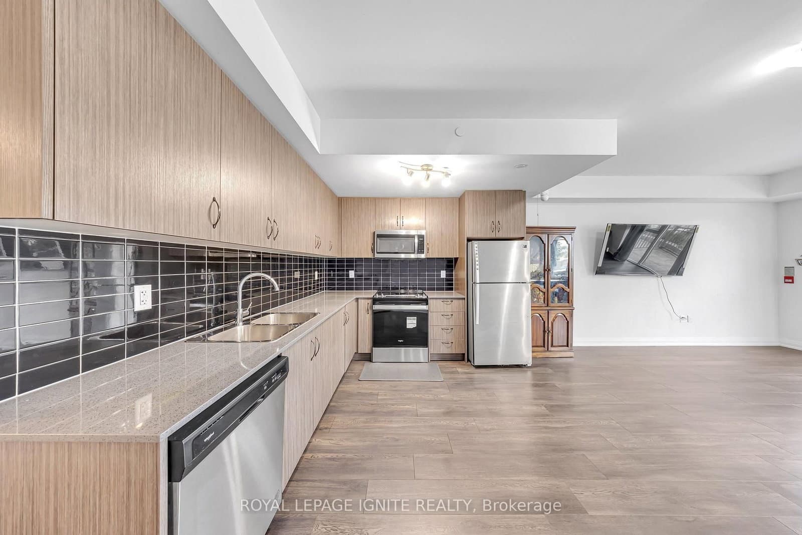 65 Attmar Drive, Unit 152 thumbnail 7