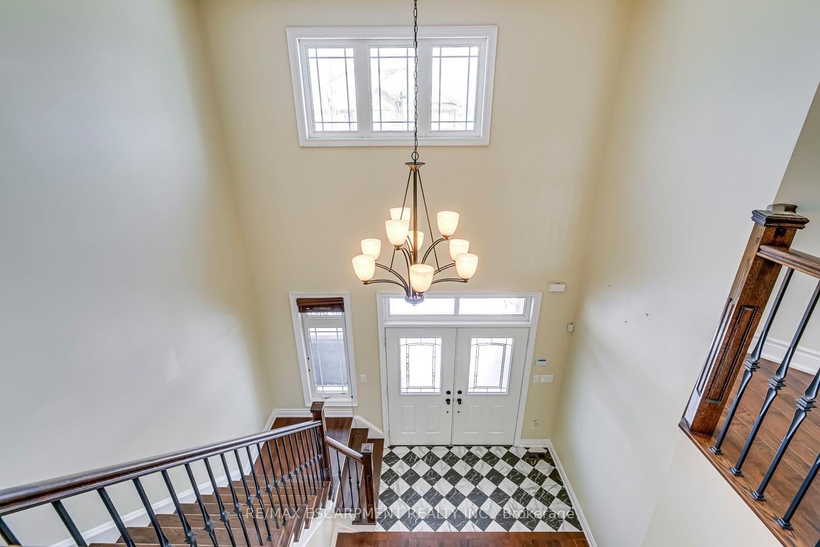 2492 Chaplin Road thumbnail 16