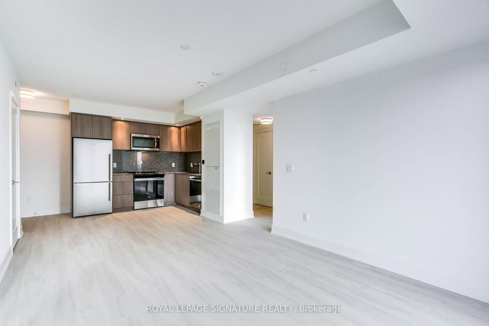 10 Eva Road, Unit 2501 thumbnail 7