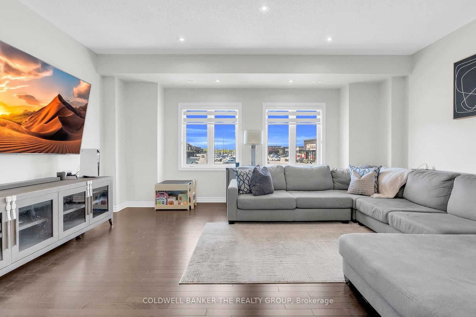 50 Edinburgh Drive, Unit 8 thumbnail 15