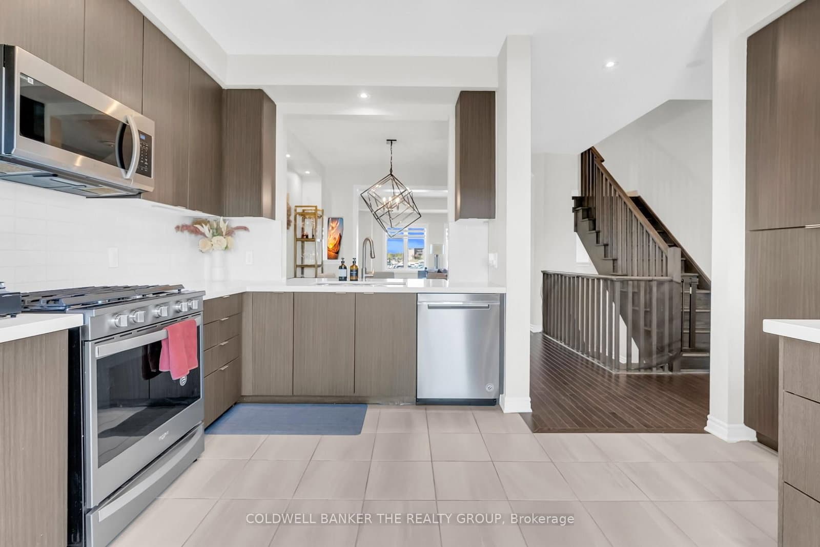 50 Edinburgh Drive, Unit 8 thumbnail 21