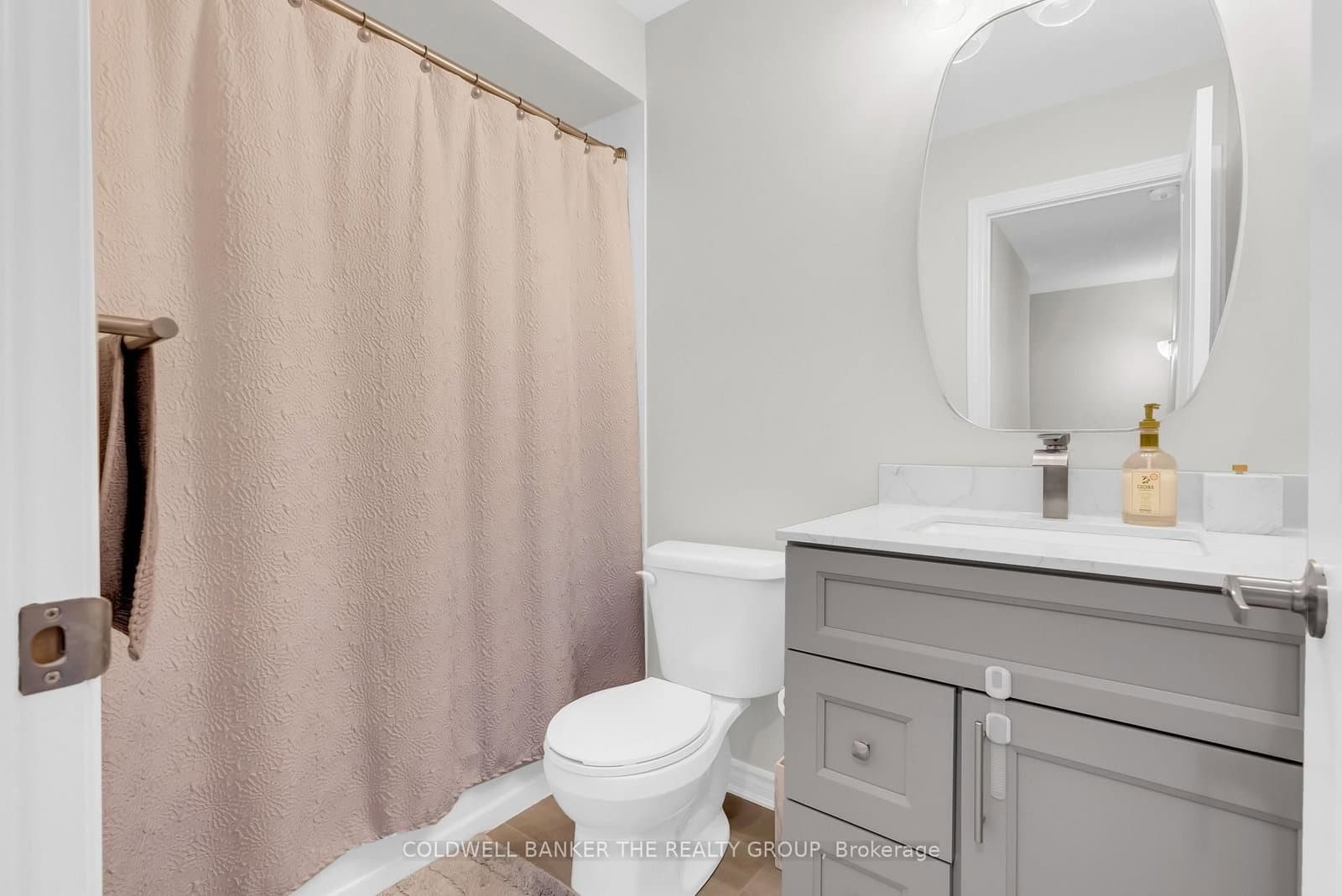 50 Edinburgh Drive, Unit 8 thumbnail 37