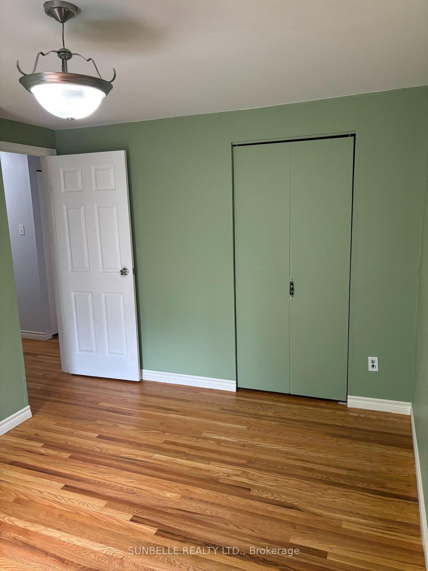 42 Fleetwood Crescent thumbnail 19