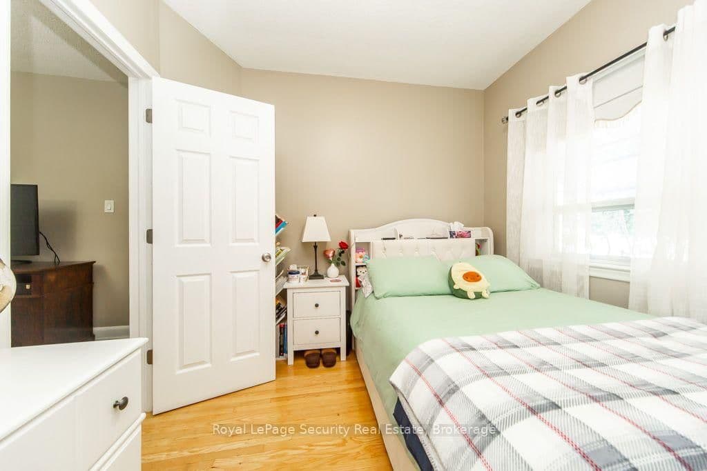 77 Brandon Avenue thumbnail 10