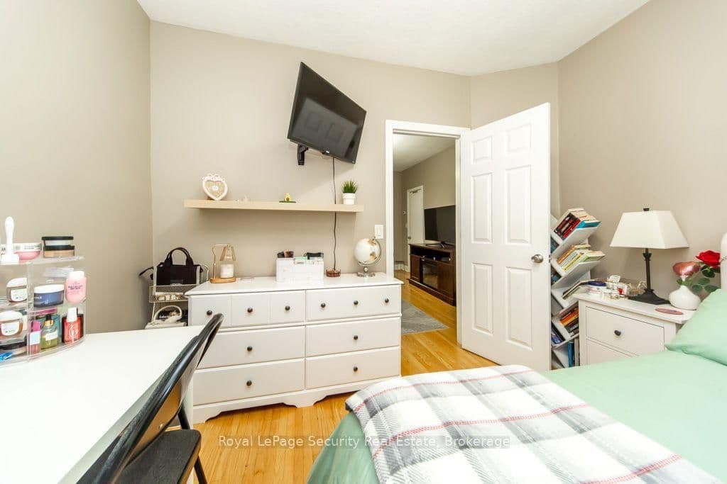 77 Brandon Avenue thumbnail 11