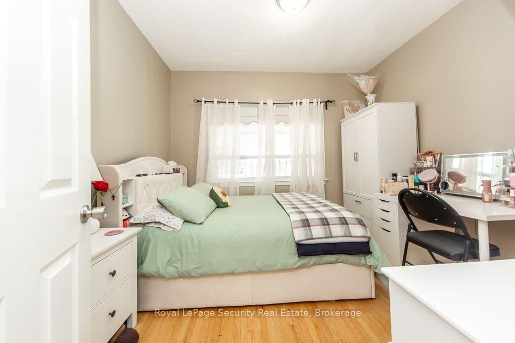 77 Brandon Avenue thumbnail 9