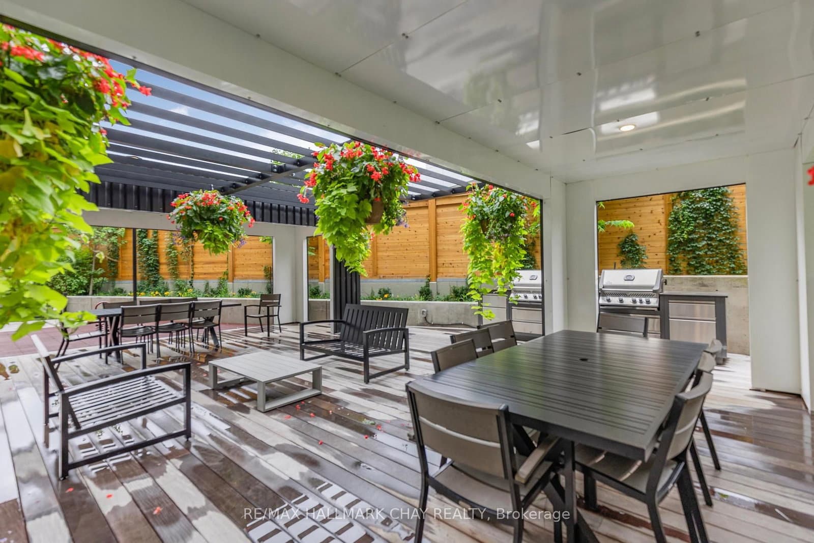 2300 St. Clair Avenue W, Unit 110 thumbnail 23