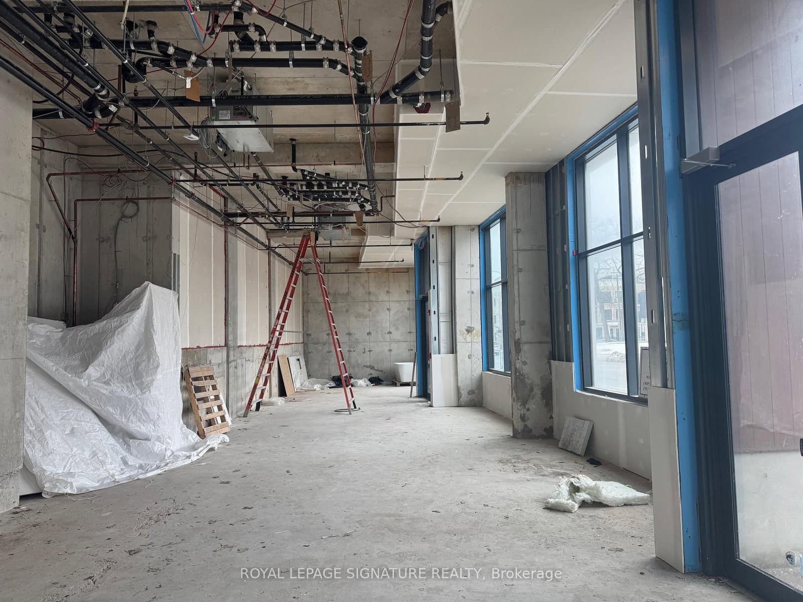123 Maurice Drive, Unit 7 Level 1 (107) thumbnail 4
