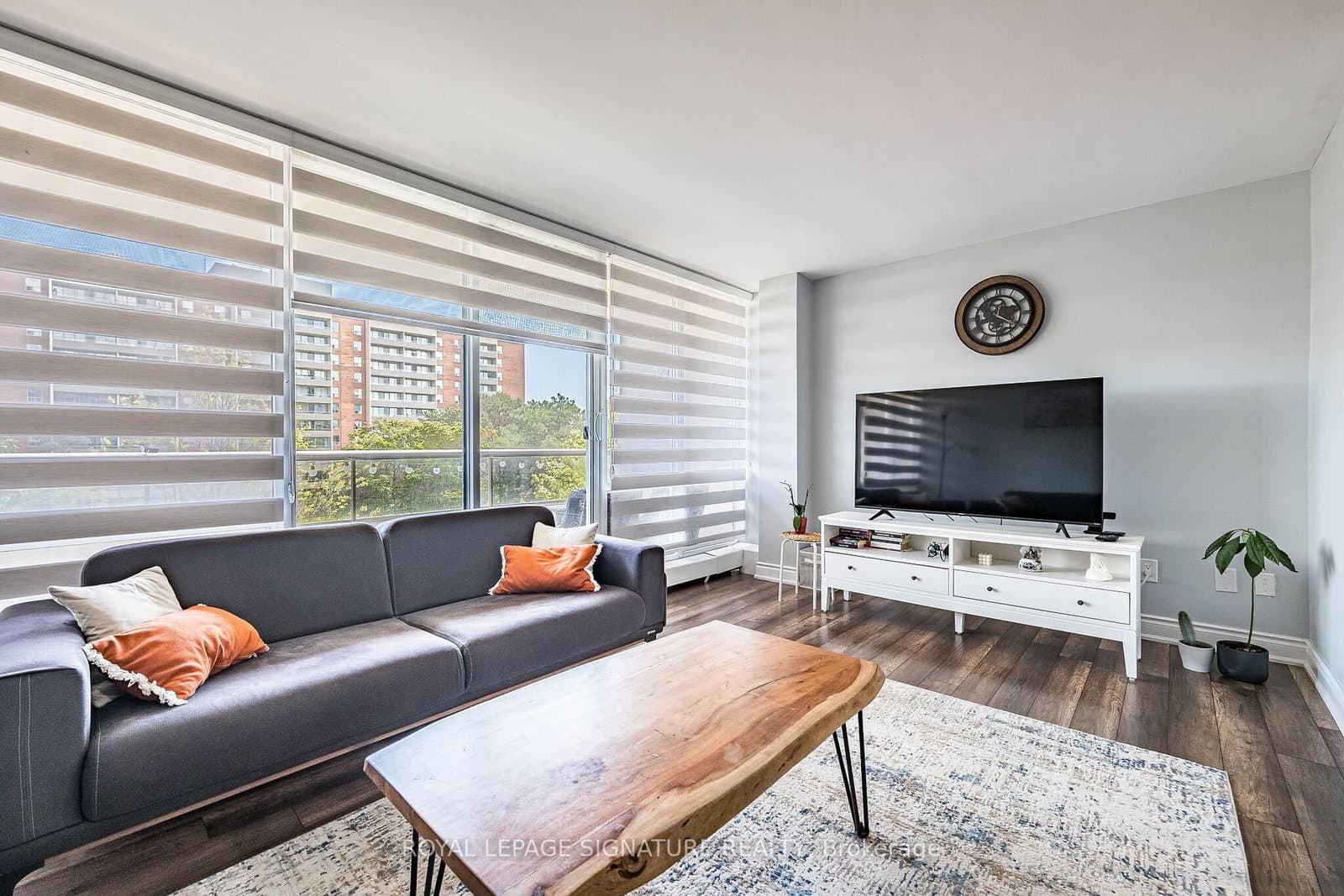 25 Four Winds Drive, Unit 405 thumbnail 12
