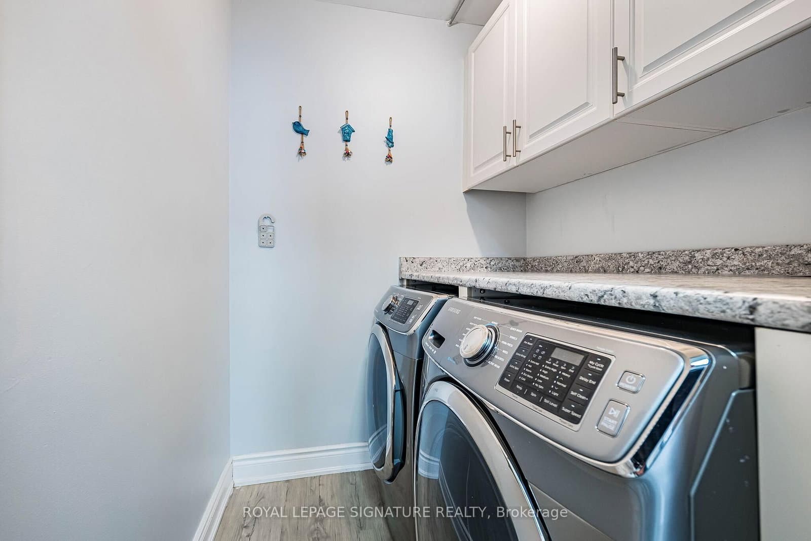 25 Four Winds Drive, Unit 405 thumbnail 19