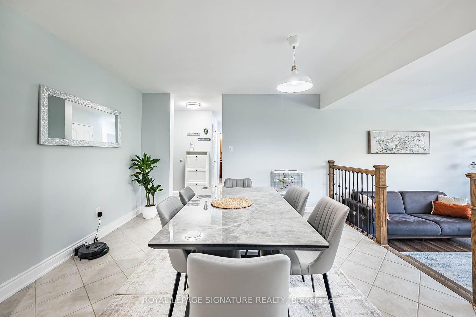 25 Four Winds Drive, Unit 405 thumbnail 8